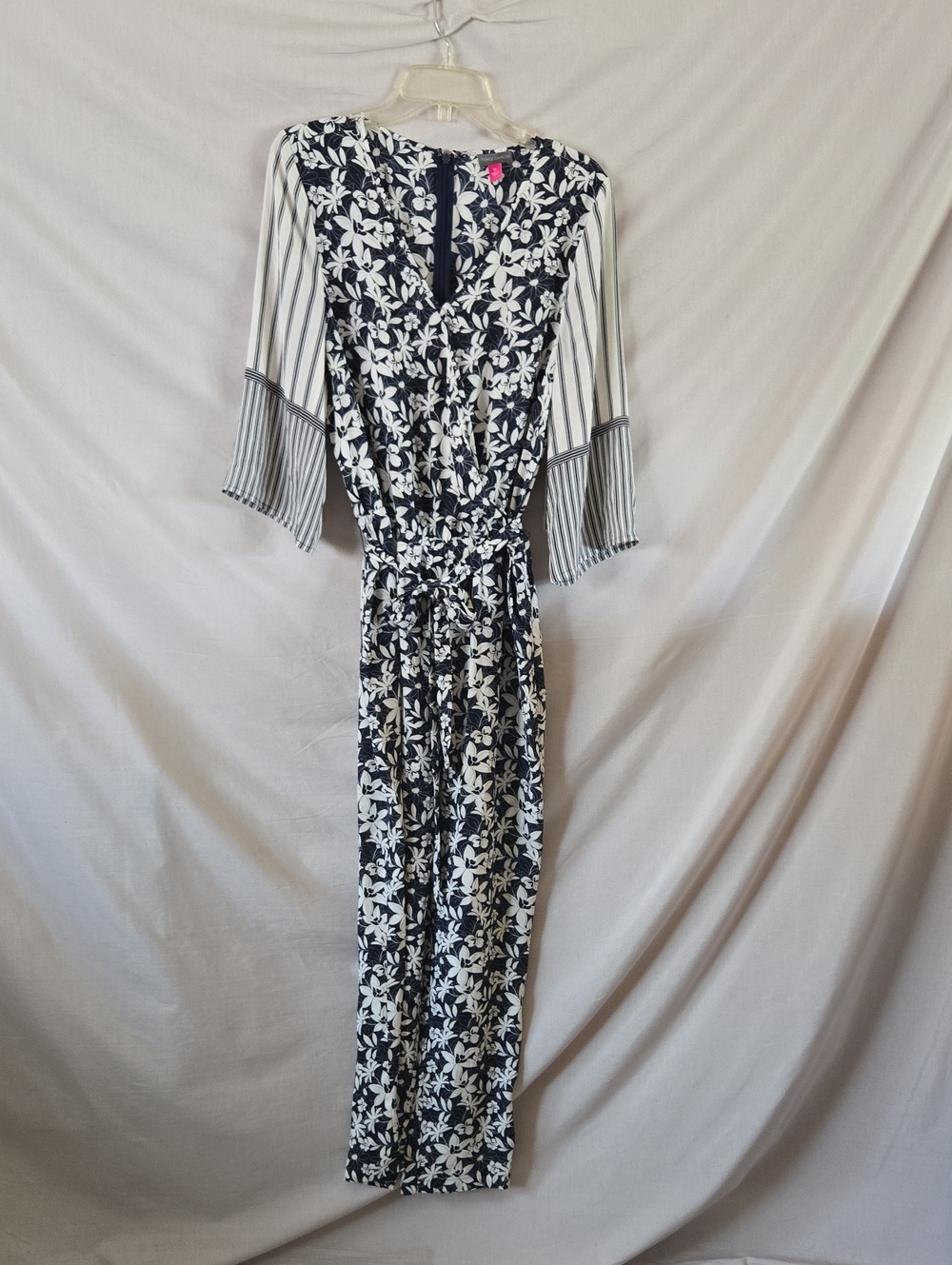 Vince Camuto Black & White Floral Long-Sleeve Jumpsuit